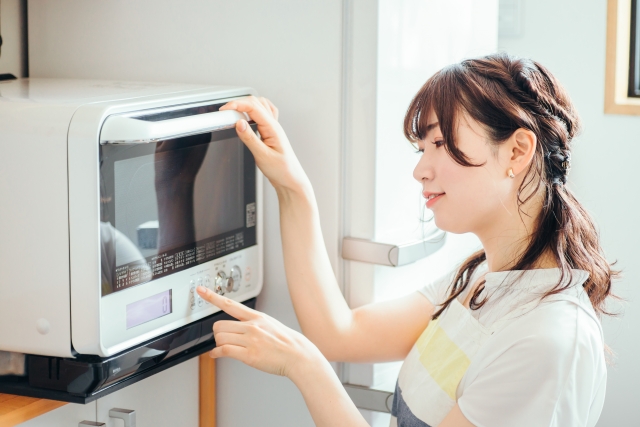 レンジ女性