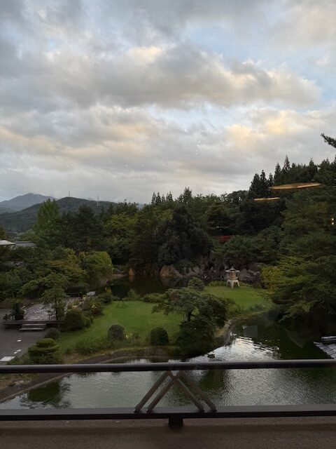 華鳳の庭園
